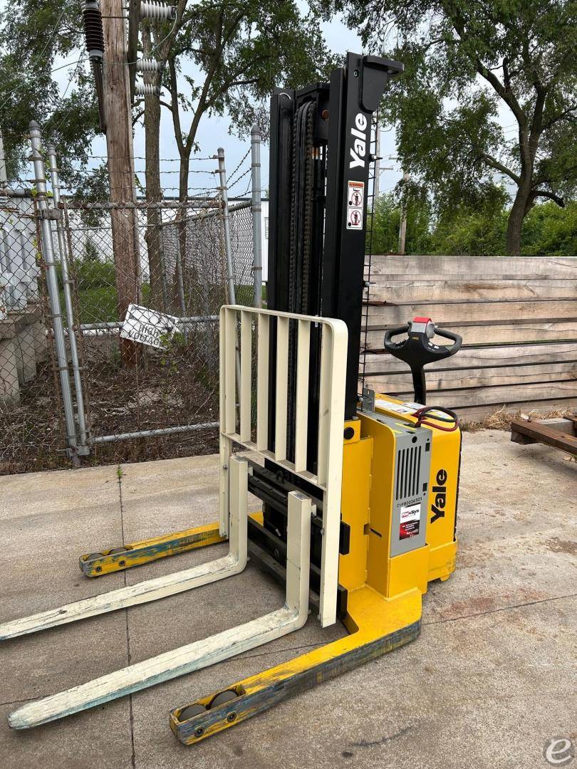 2021 Yale MSW040SF Electric Walkie Straddle Stacker Forklift - 123Forklift