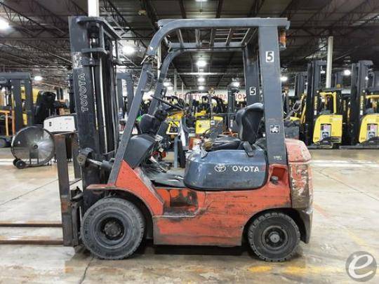 2005 Toyota 7FGU15 Pneumatic Tire Forklift - 123Forklift