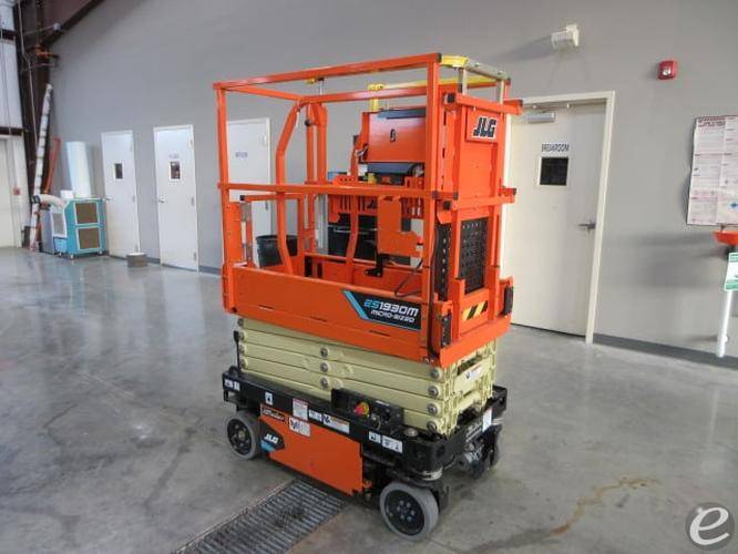 2026 JLG ES1930M