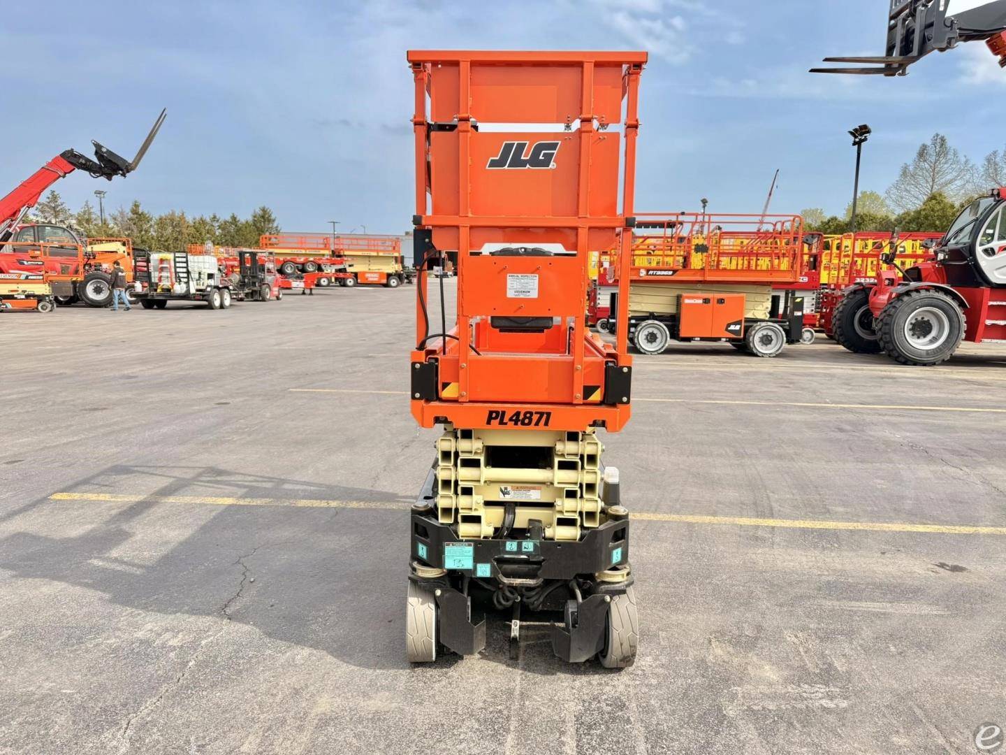 2025 JLG AE1932