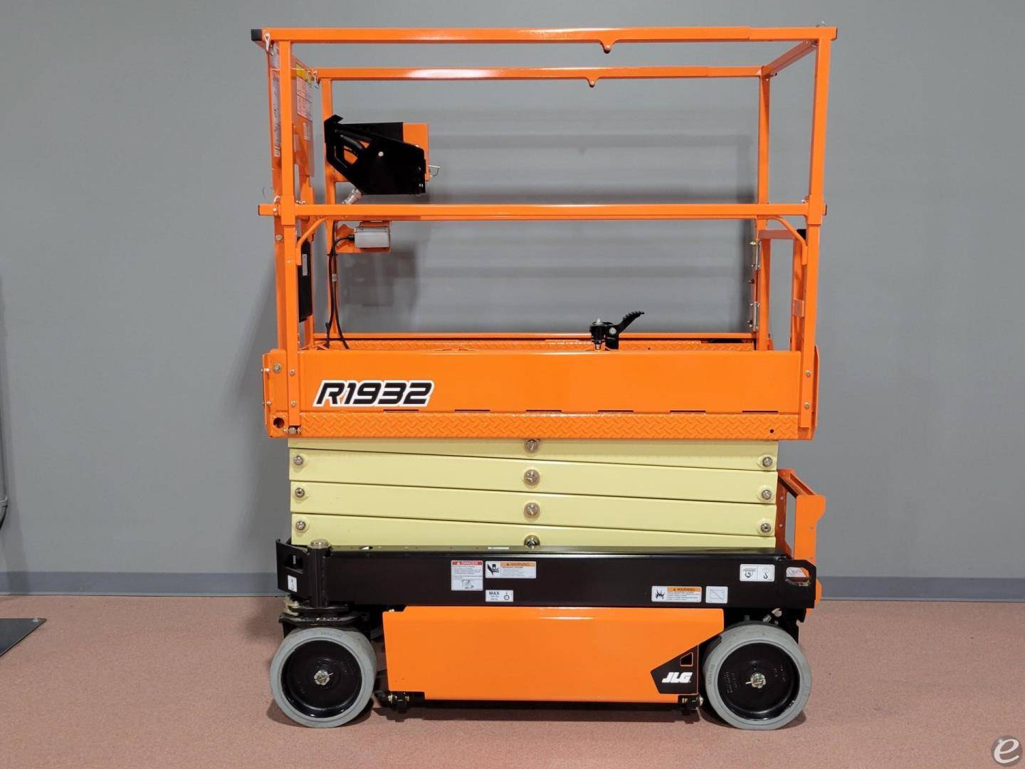 2023 JLG R1932 Electric Scissor Lif...