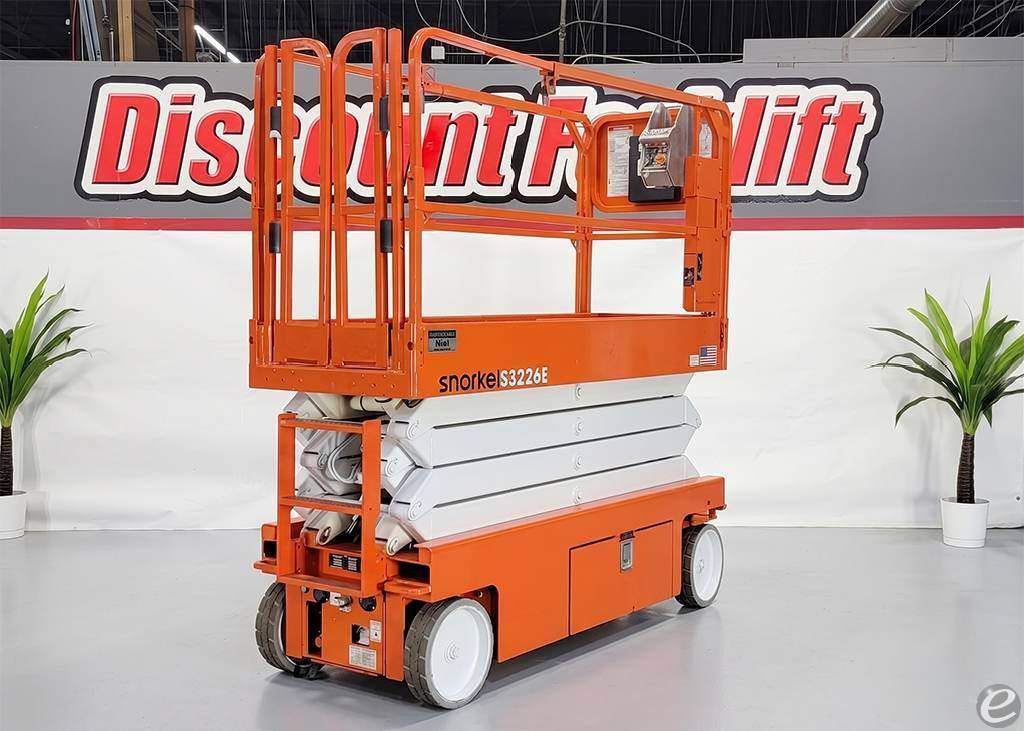 2019 Snorkel S3226E