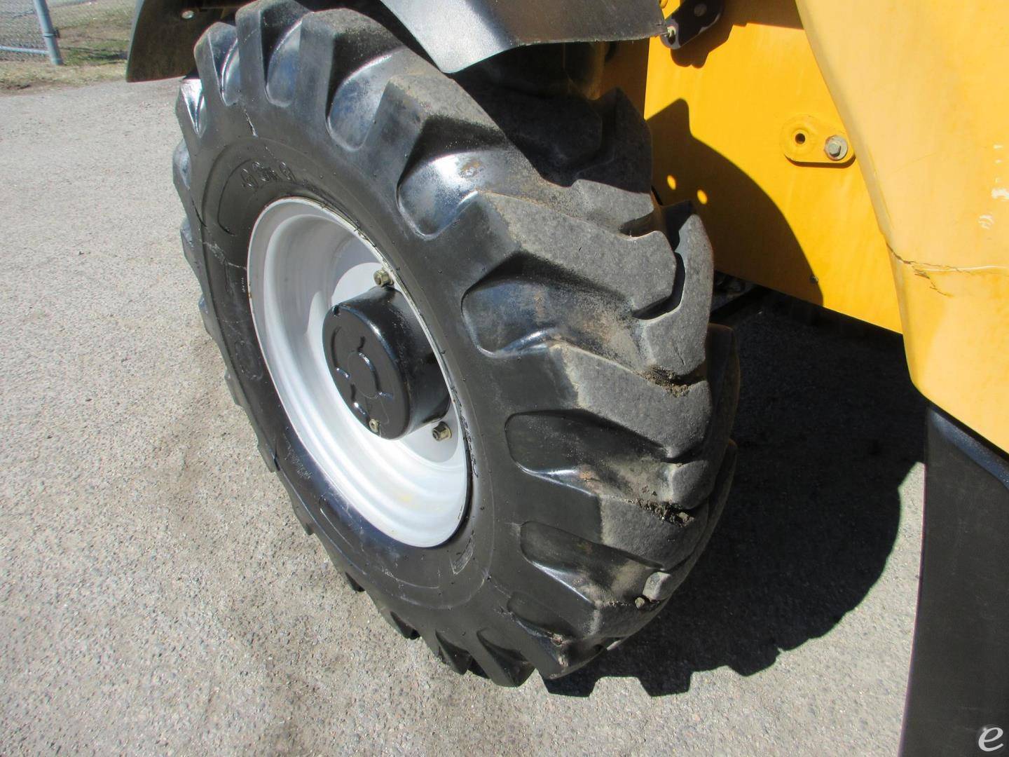 2015 JCB 509-42
