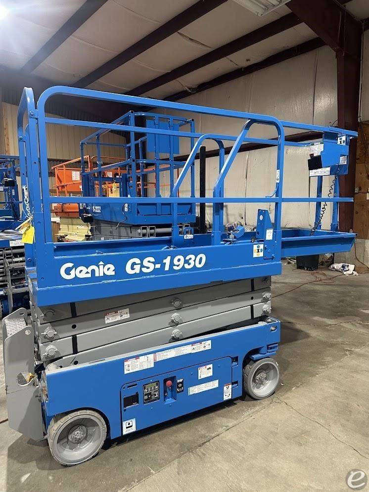 2014 Genie GS1930