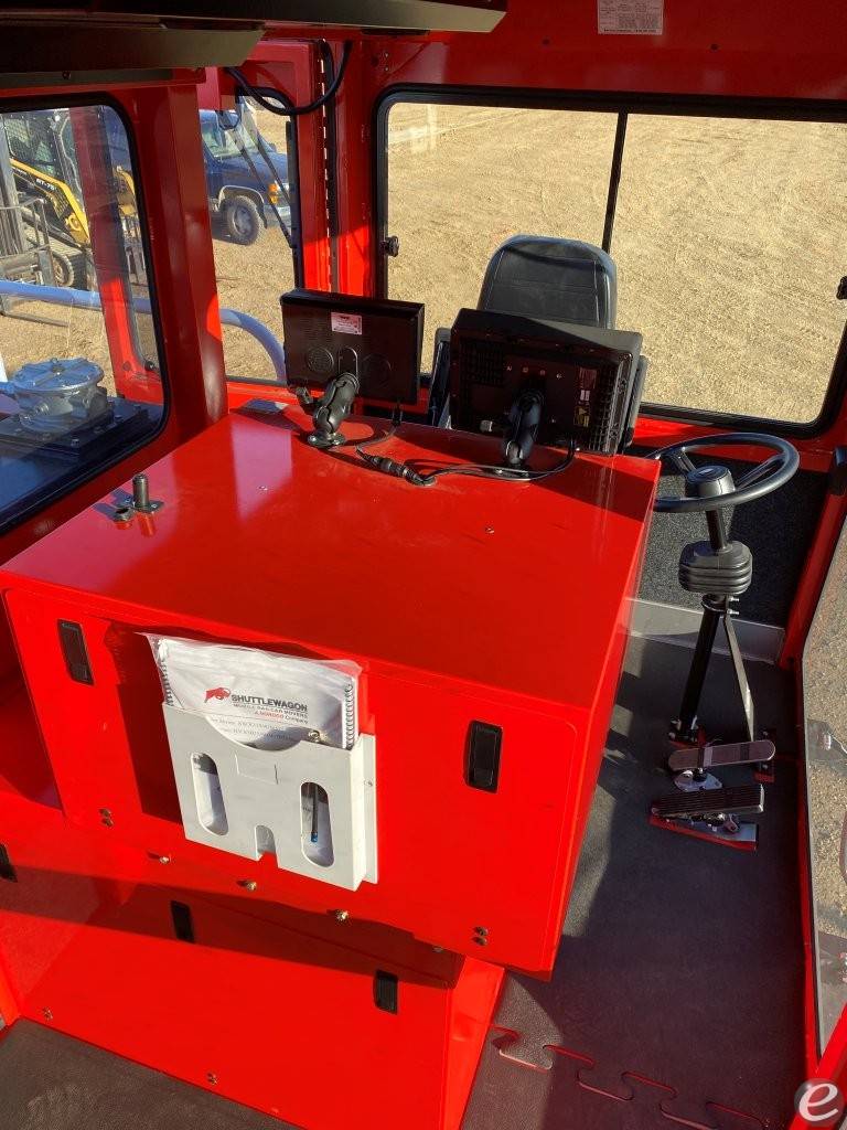 2025 Shuttlewagon SWX525