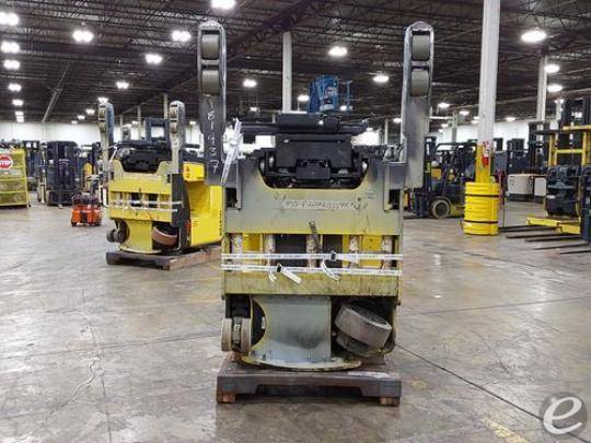 2017 Hyster N45ZR2-21.5 Electric Reach Truck - 123Forklift