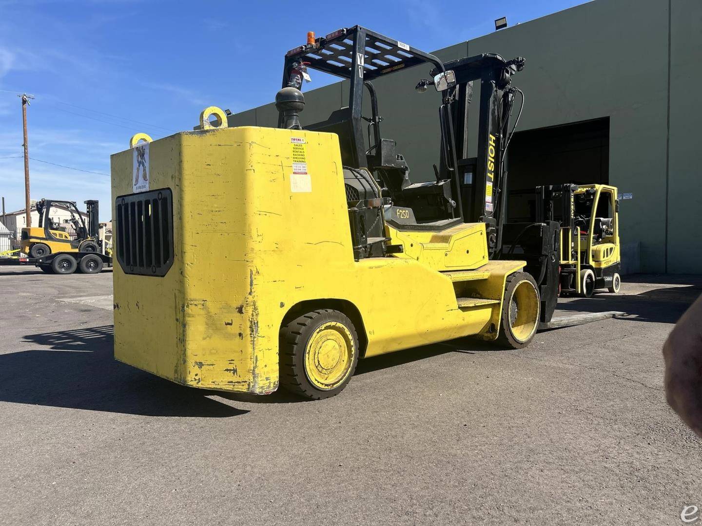 2013 Hoist Liftruck F250
