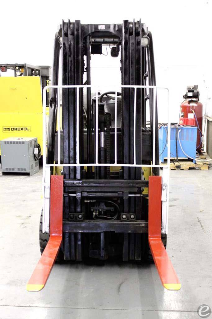 2014 Yale GLC050LXNVAE087 LP Gas Forklift - 123Forklift