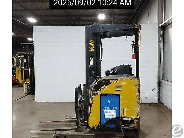 2018 Yale NR045EB