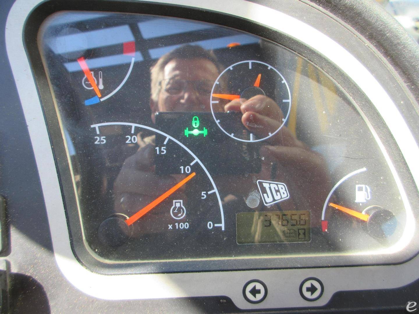 2015 JCB 509-42