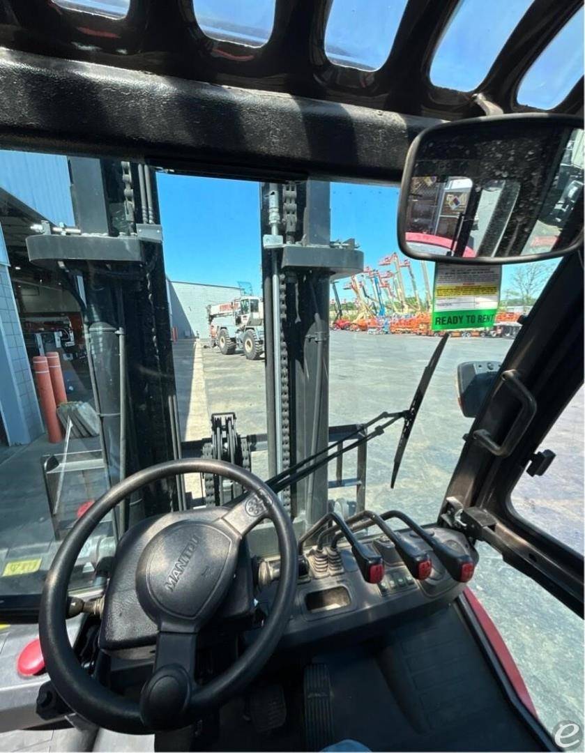 2022 Manitou MI70D