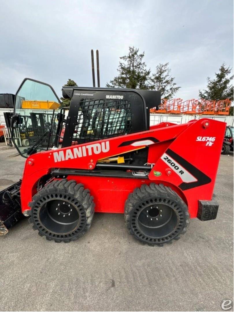 2023 Manitou 2600R