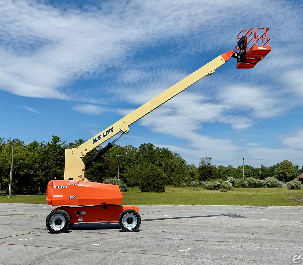 2017 JLG 800S