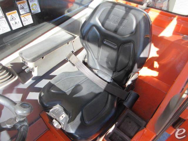 2015 JLG 1255