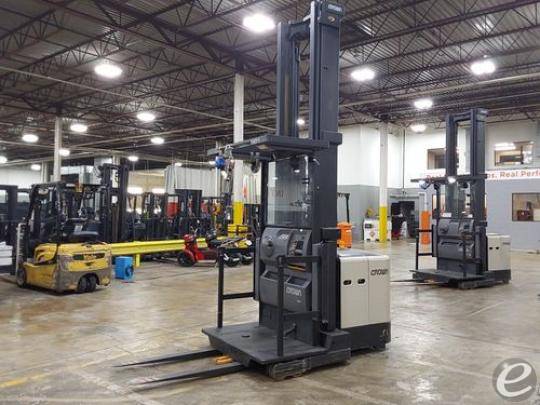 2021 Crown  SP3530-30 Electric Order Picker - 123Forklift