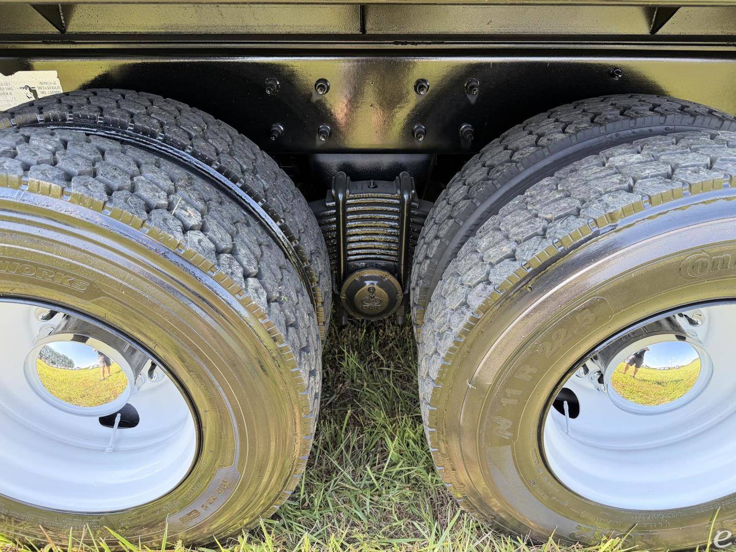 2015 Mack GRANITE GU813