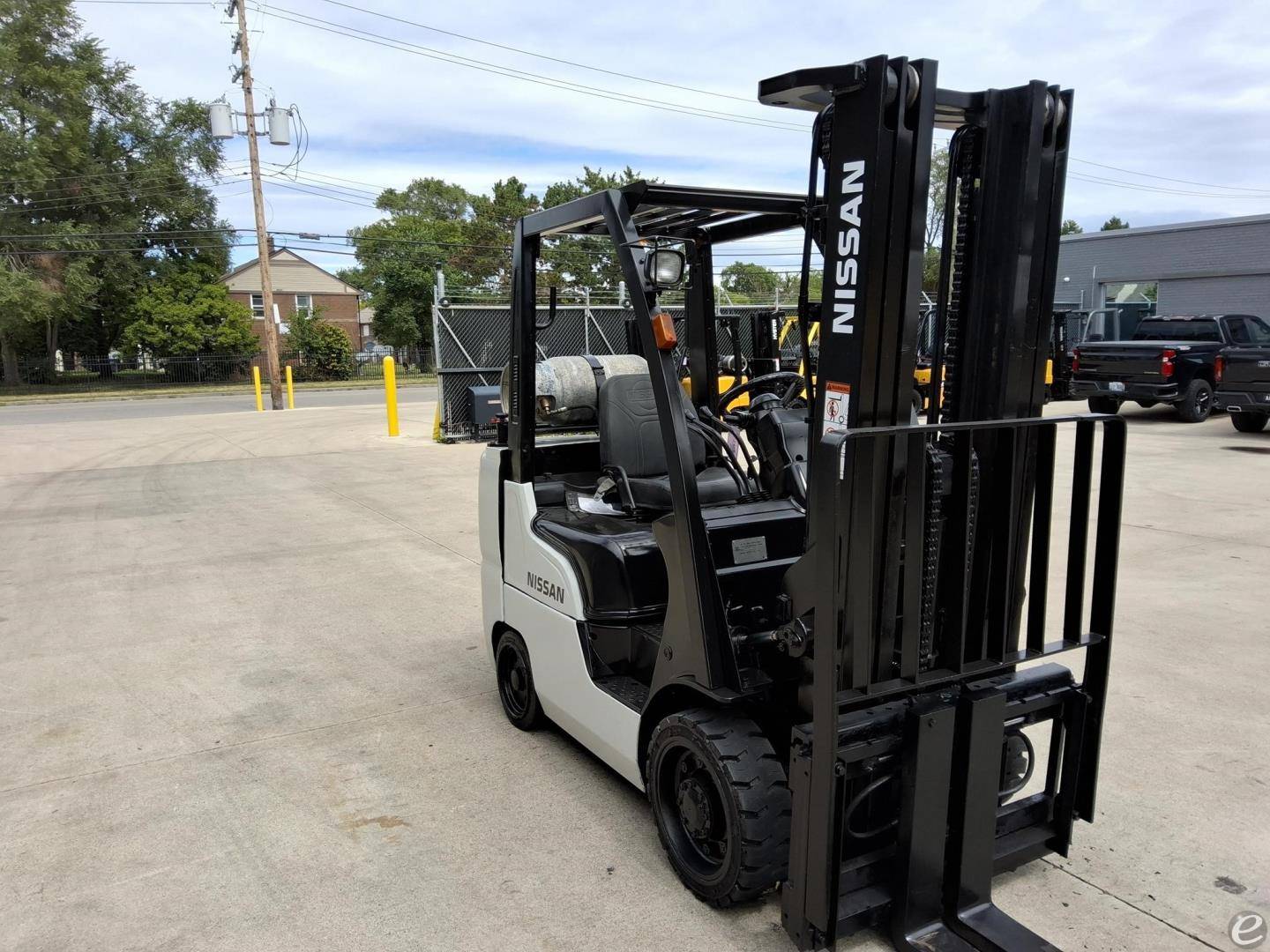 2005 Nissan MCUL02A30LV
