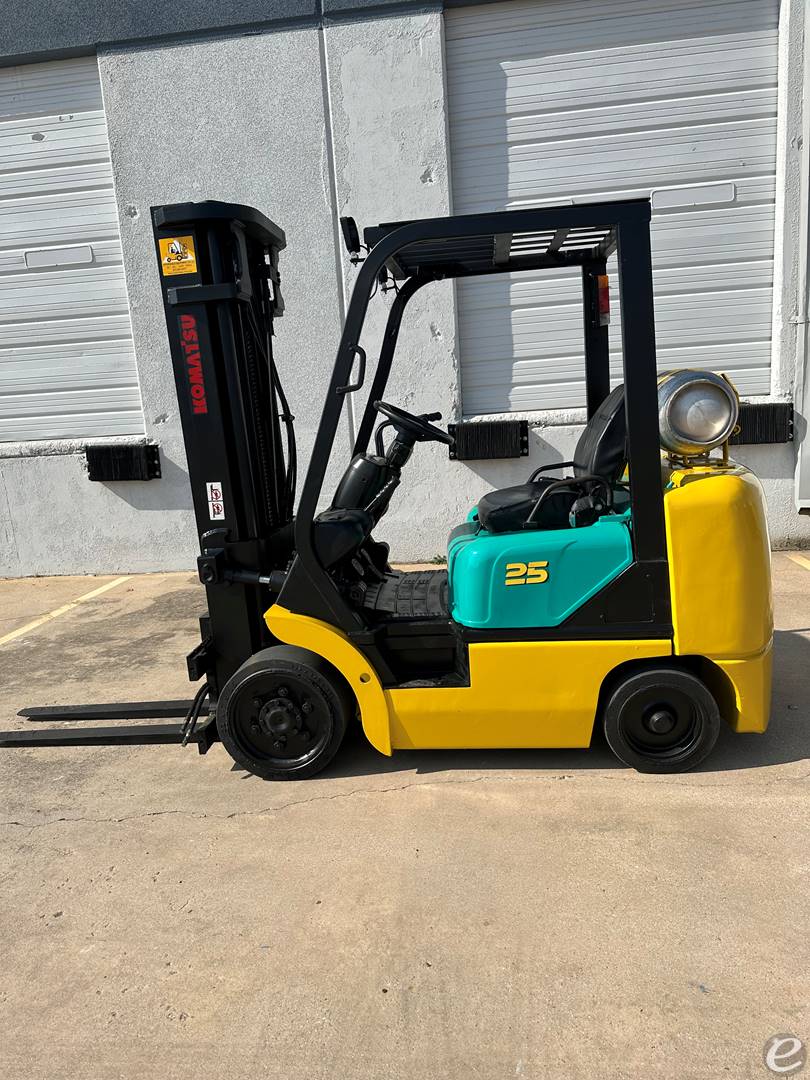  Komatsu FG25S1-12 LP Gas Forklift - 123Forklift