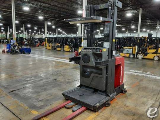 2013 Raymond 540-OPC30TT Electric Order Picker - 123Forklift