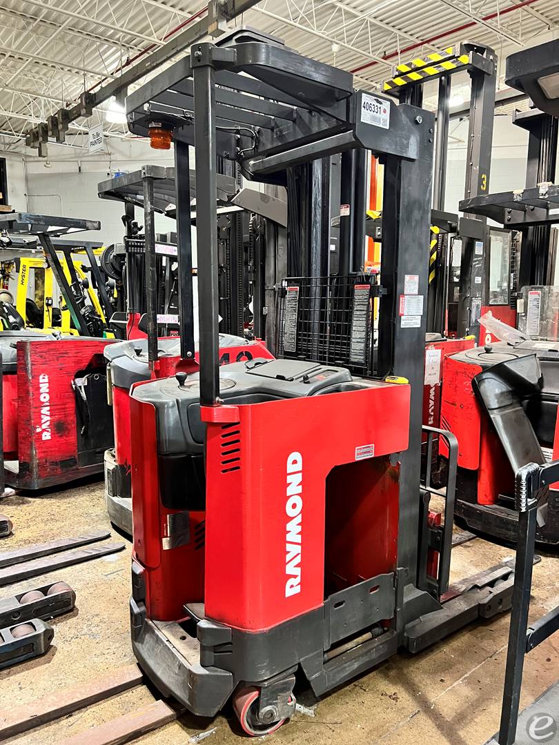 2002 Raymond EASIR45TT Electric Reach Truck - 123Forklift