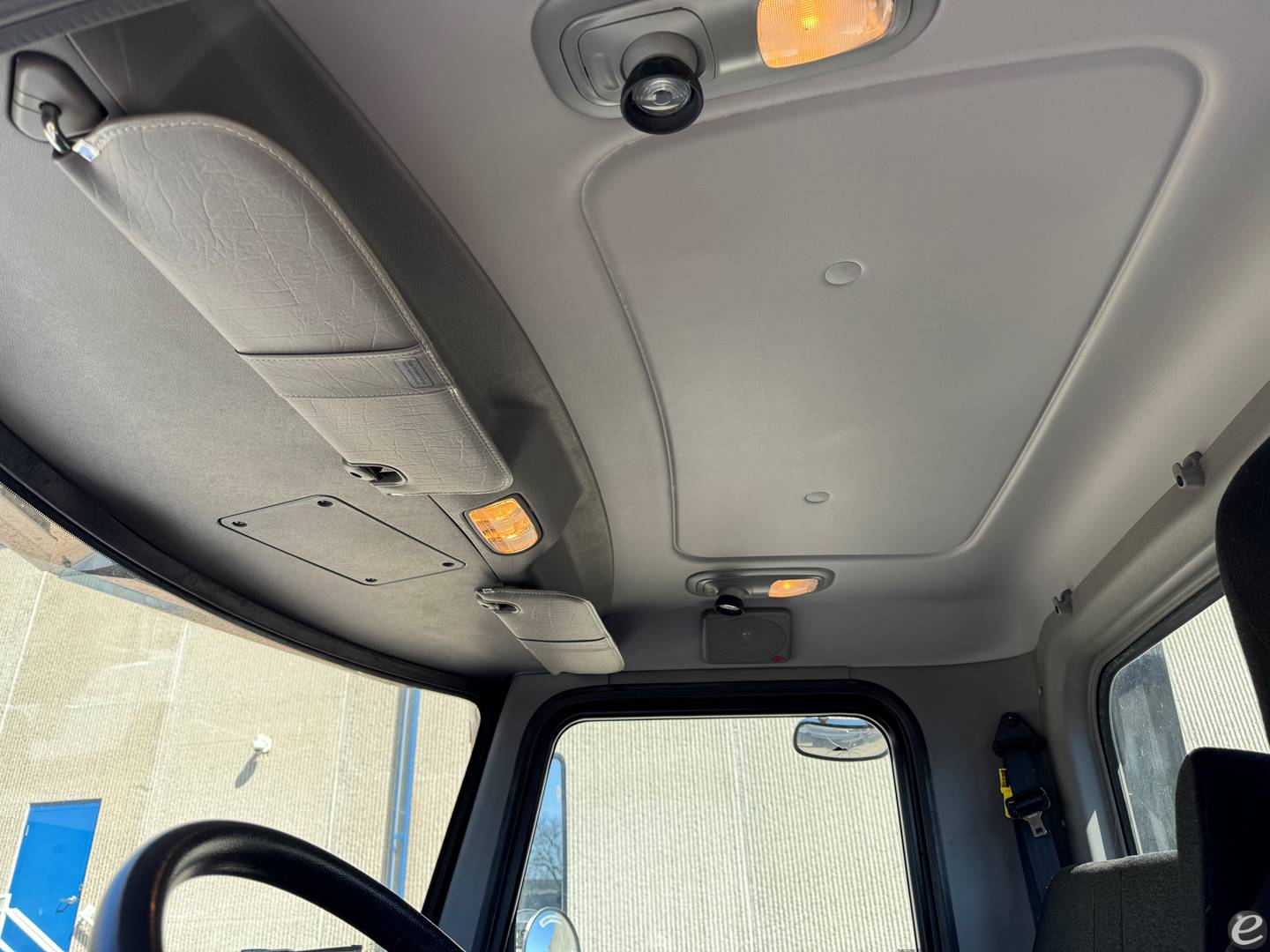 2019 Peterbilt 337 Rollback