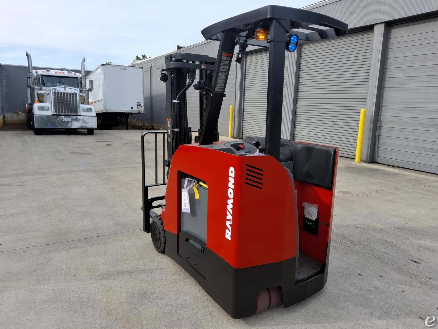 2021 Raymond 425C40TT