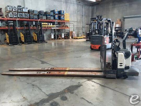 2008 Crown PE4500-80 Electric Forklift - 123Forklift