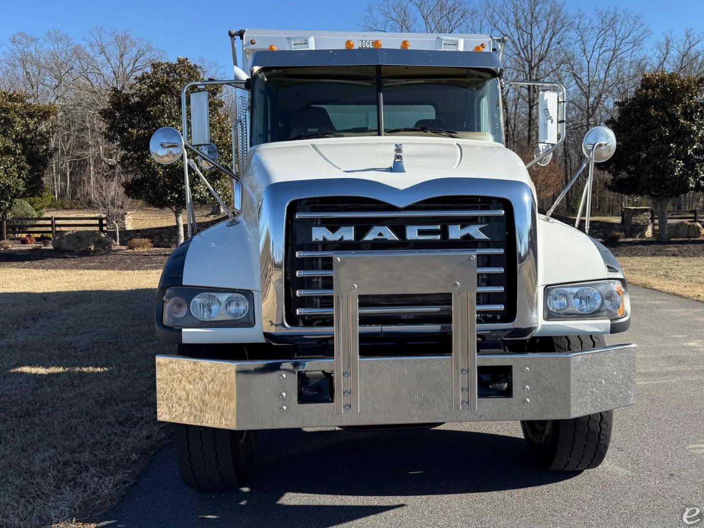 2019 Mack GRANITE 64FR