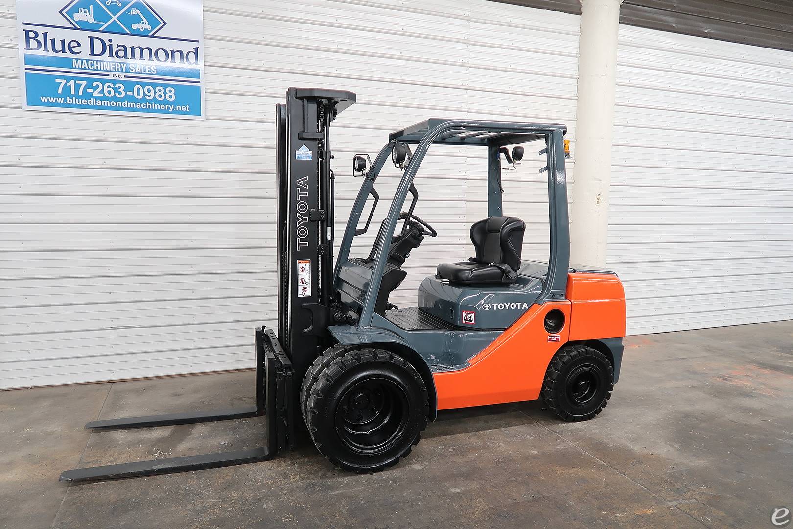2013 Toyota Pneumatic Tire Forklift...