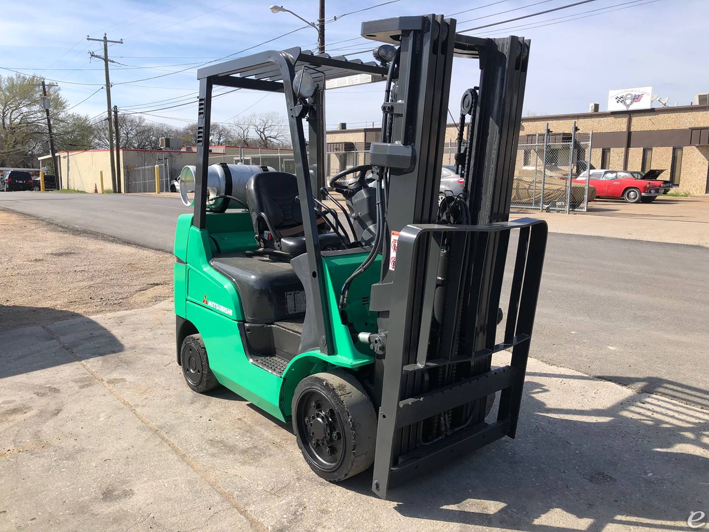 2004 Mitsubishi FGC25N