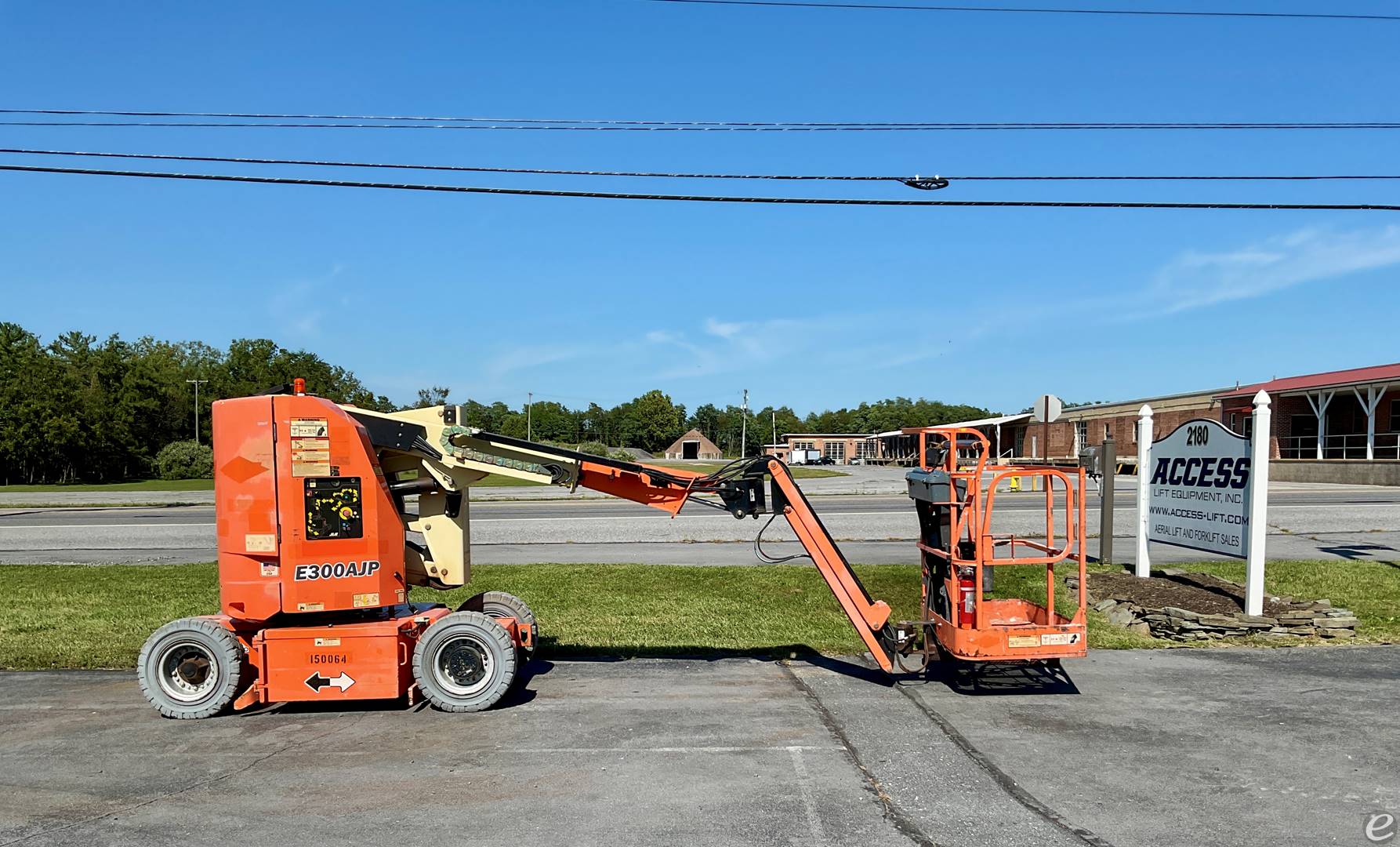 2015 JLG E300AJP