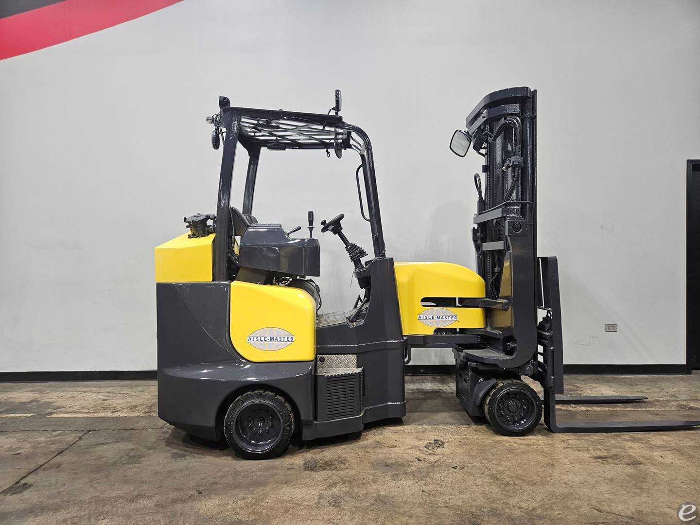 2018 Aisle-Master 44S