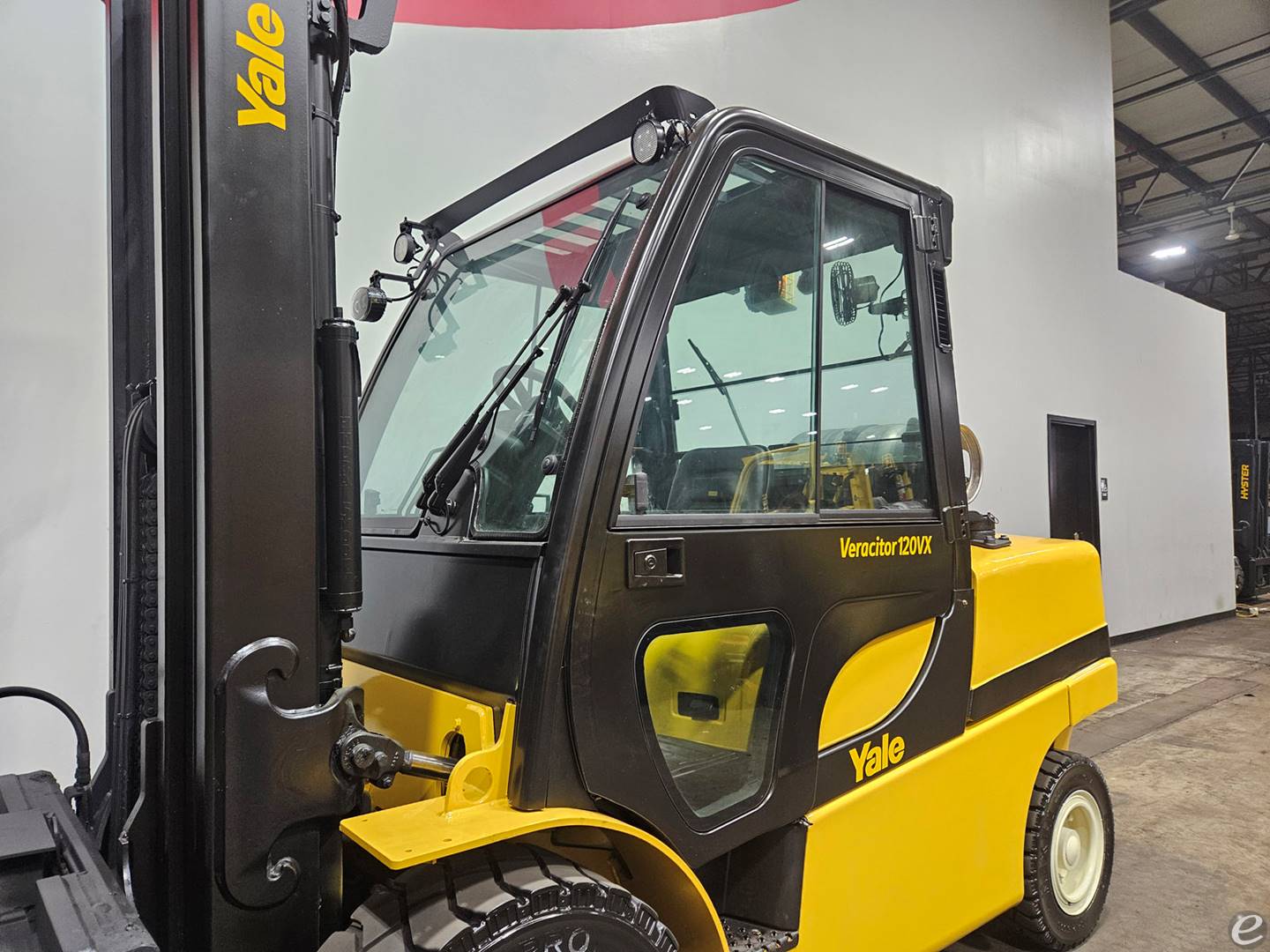 2021 Yale GLP120VX