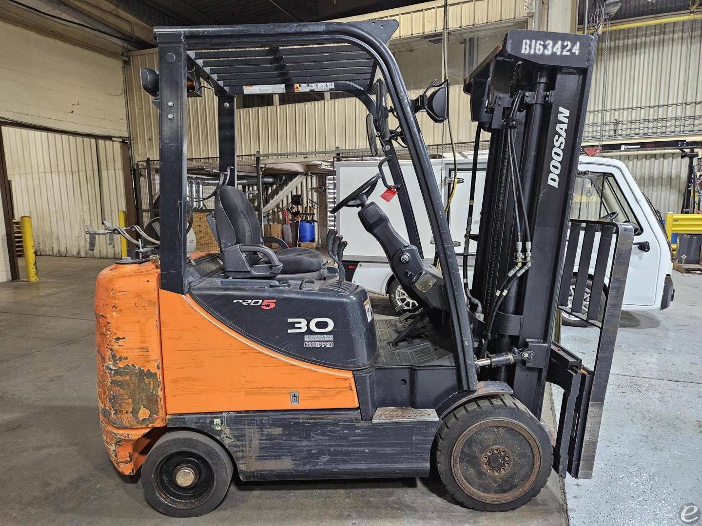 2012 Doosan G30P-5