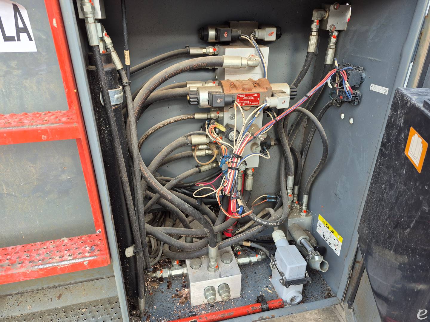 2017 Skyjack SJ8841RT