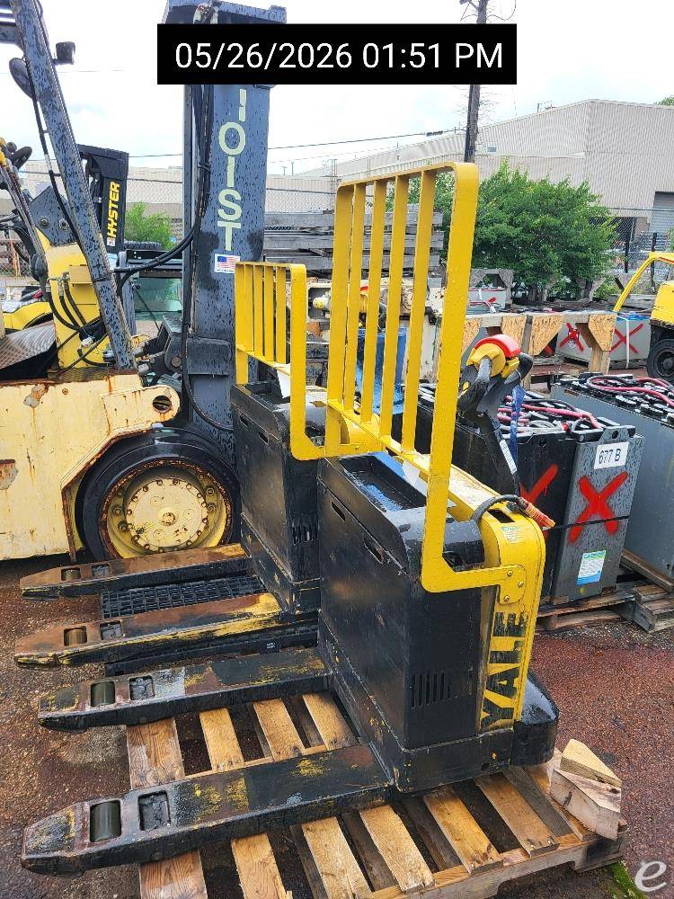 2004 Yale MPB040-E