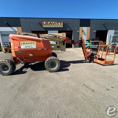 2019 JLG 450AJ