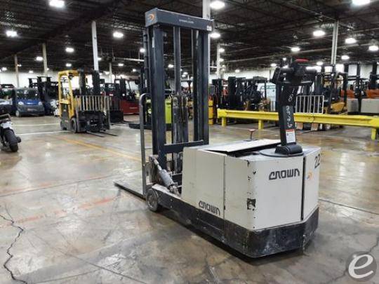 2015 Crown 30WBTF Electric Forklift - 123Forklift