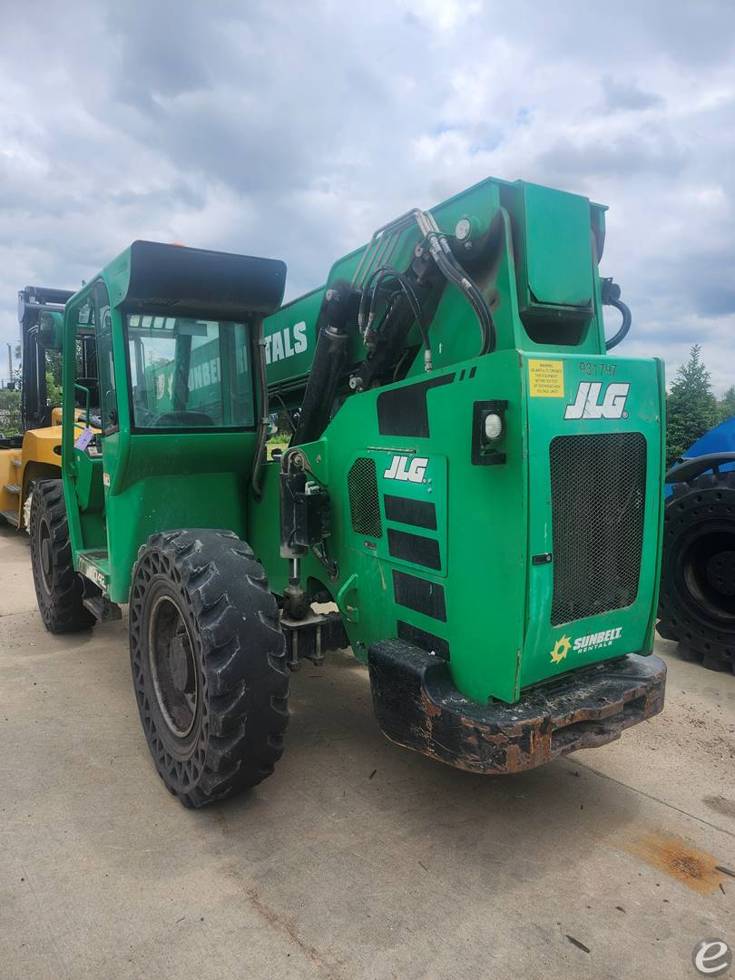 2017 JLG JLG 6042