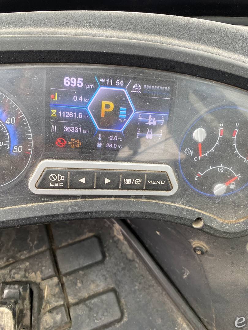 2019 Hyundai 160D-9