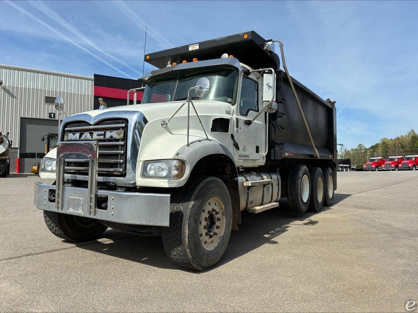 2015 Mack GRANITE GU713