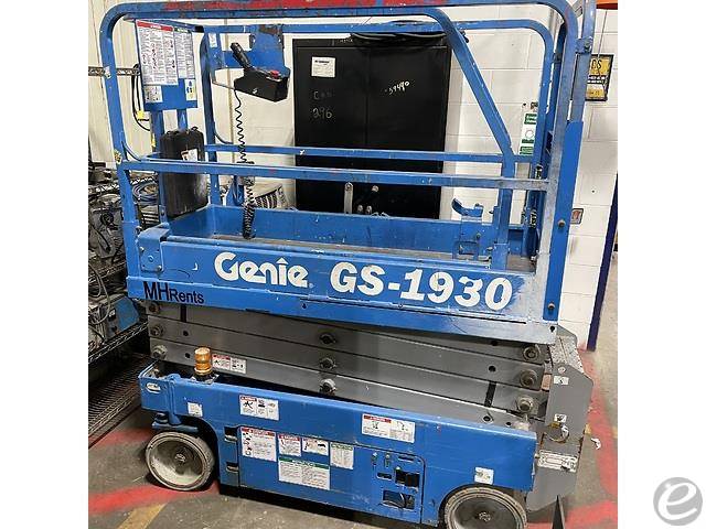 2012 Genie GS-1930 Electric Scissor Lift - 123Forklift