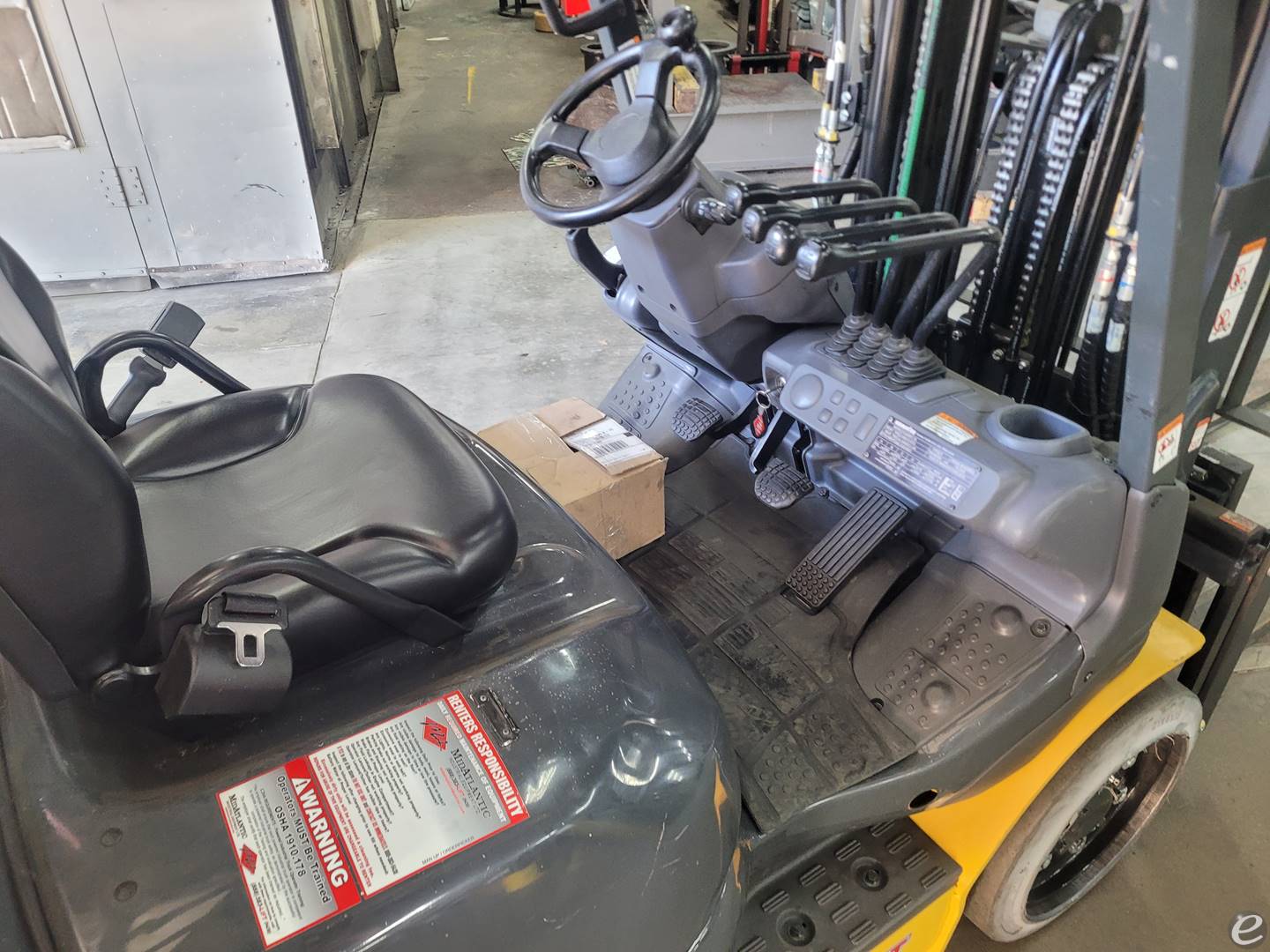  Komatsu FG30SHT-16 LP Gas Forklift - 123Forklift
