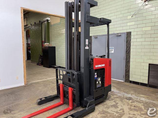 2014 Raymond R40TT Electric Reach Truck - 123Forklift