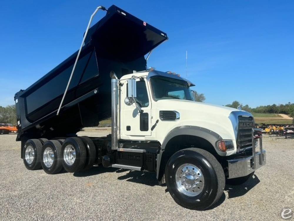 2025 Mack GRANITE 64FR