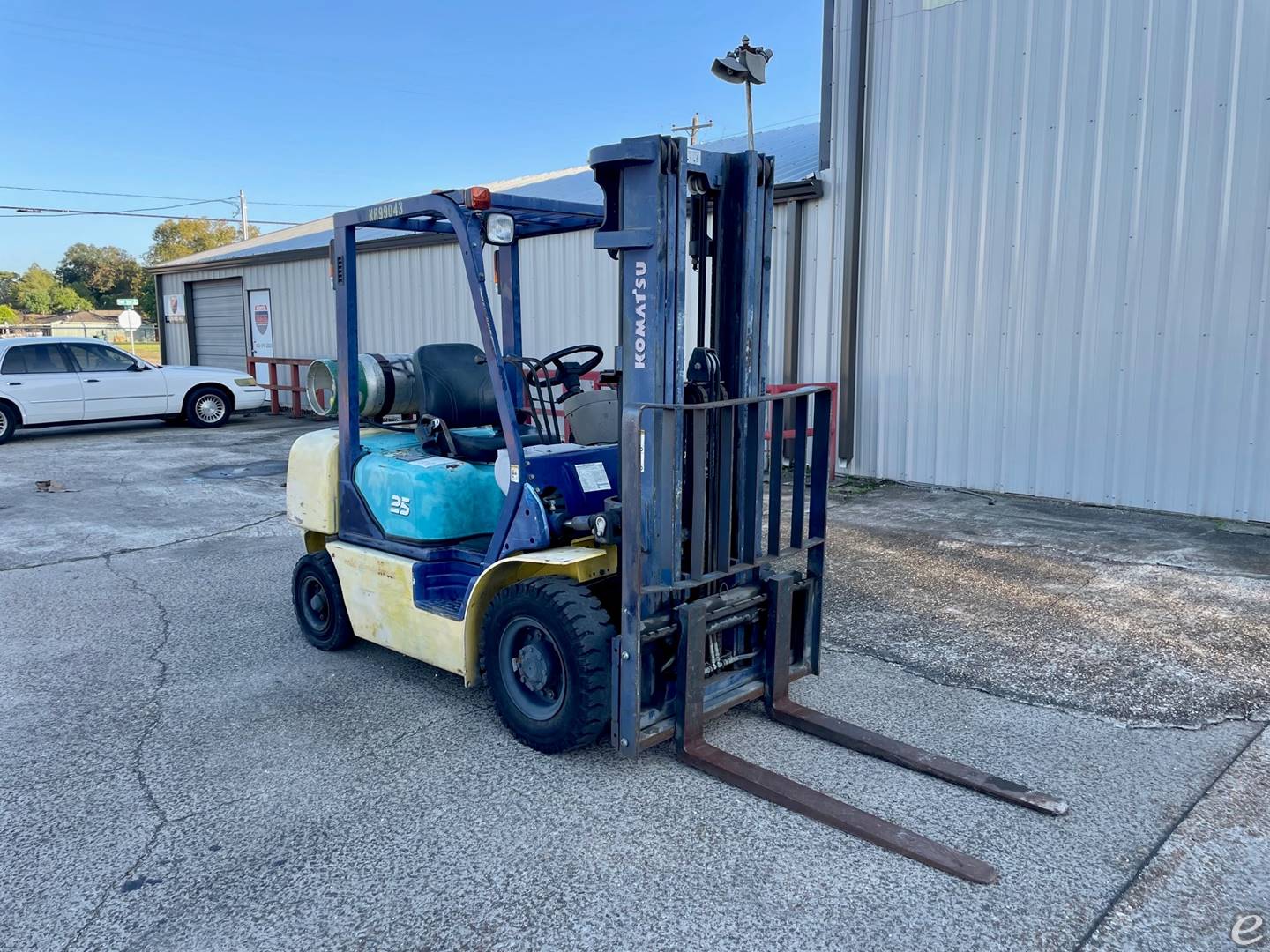 1998 LP Gas Komatsu Pneumatic Tire 4 Wheel Sit Down Eliftruck