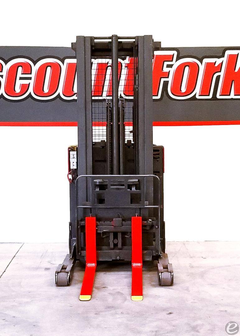 1992 Raymond R40TT Electric Reach Truck - 123Forklift