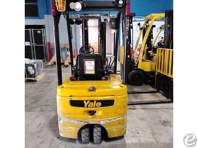2013 Yale ERP040VT