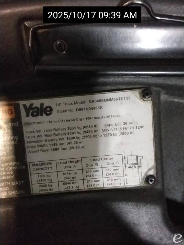 2017 Yale NR045EB