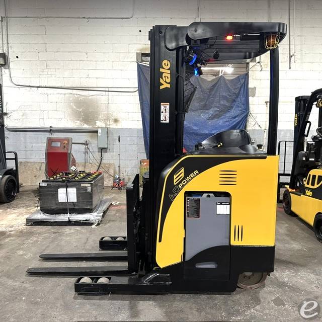 2021 Yale NR)45EB